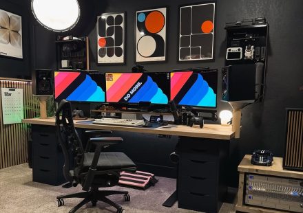 Review of vividowlmedia desk setup